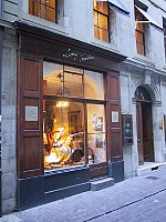 Living Tradition  - Facade
